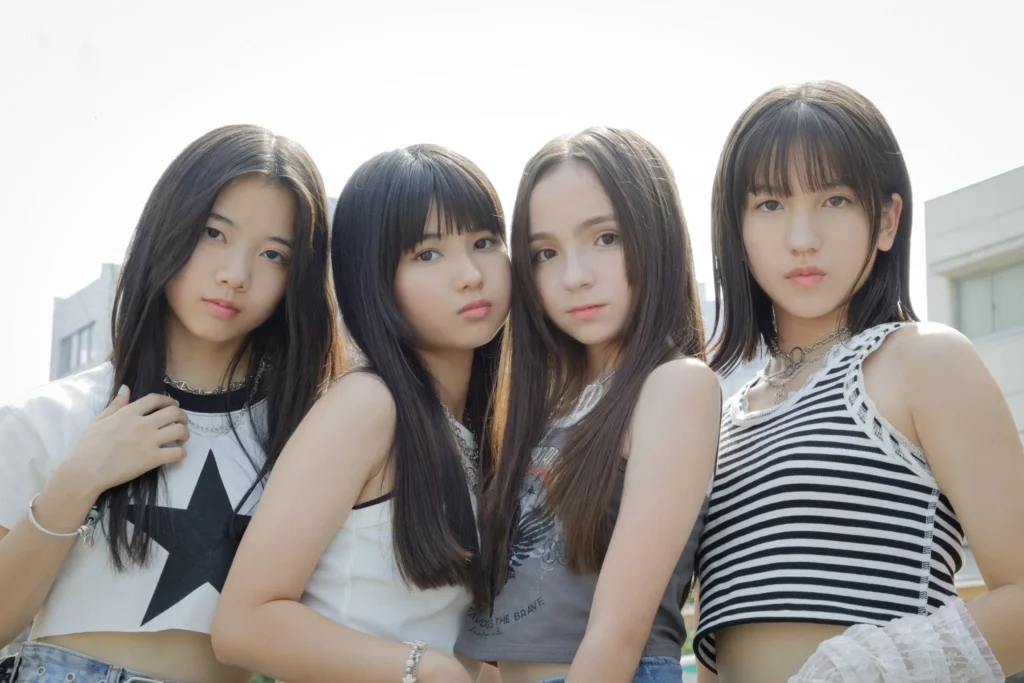 JUICYJUICY debuta con “HeyWorld What’sUp” — Nuevo grupo Jpop